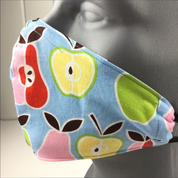 Pink Rainbow Swirl Bird Face Mask, Filti Filter - Picture 12 of 16